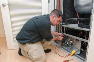 Split system tune-up in Puyallup, WA.